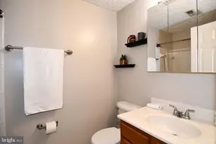 301 Palmspring Dr, Gaithersburg, MD 20878 - Photo 23