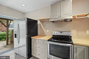 6428 Earlham Dr, Bethesda, MD 20817 - Photo 45