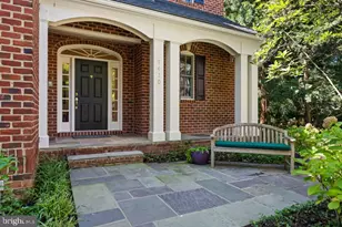 7410 Honesty Way, Bethesda, MD 20817 - Photo 3