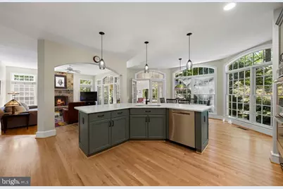 7410 Honesty Way, Bethesda, MD 20817 - Photo 13