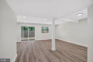 19523 Divot Pl, Montgomery Village, MD 20886 - Photo 7