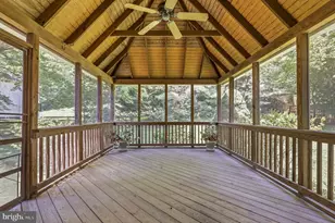 19104 Gunnerfield Ln, Germantown, MD 20874 - Photo 43
