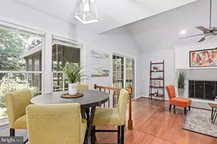 19104 Gunnerfield Ln, Germantown, MD 20874 - Photo 17