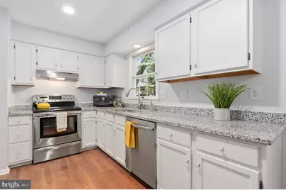 19104 Gunnerfield Lane, Germantown, MD 20874 - Photo 15