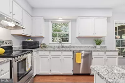19104 Gunnerfield Lane, Germantown, MD 20874 - Photo 11