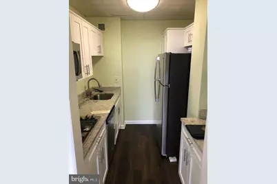 10401 Grosvenor Place #1105, Rockville, MD 20852 - Photo 9