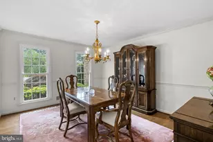 5820 Magic Mountain Dr, Rockville, MD 20852 - Photo 9