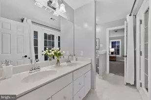 105 Watkins Overlook, Rockville, MD 20850 - Photo 25