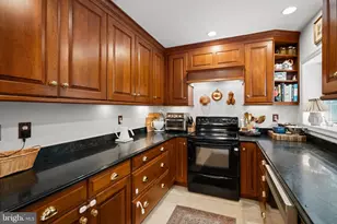 5201 Brookeway Dr, Bethesda, MD 20816 - Photo 29