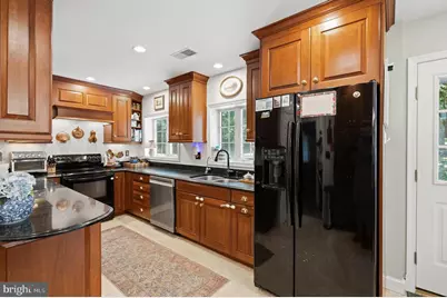 5201 Brookeway Drive, Bethesda, MD 20816 - Photo 25