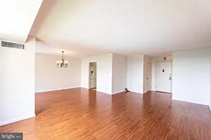 5225 Pooks Hill Rd, Bethesda, MD 20814 - Photo 3