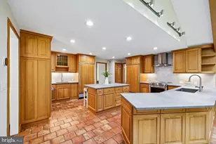 10500 Tyler Terrace, Potomac, MD 20854 - Photo 15