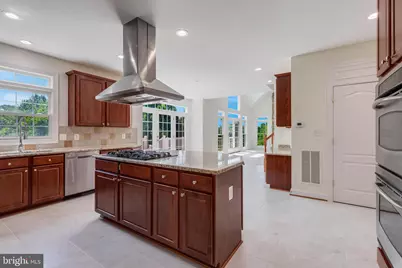 7101 Cliff Pine Drive, Gaithersburg, MD 20879 - Photo 15