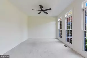 7101 Cliff Pine Dr, Gaithersburg, MD 20879 - Photo 7