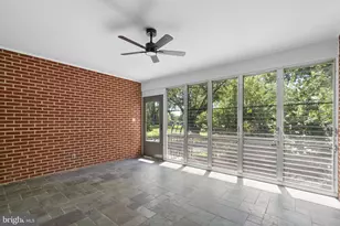 18015 Muncaster Rd, Rockville, MD 20855 - Photo 29