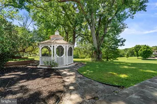 18015 Muncaster Rd, Rockville, MD 20855 - Photo 79
