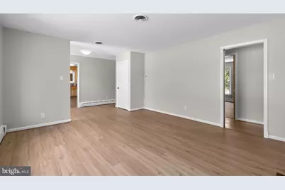 18015 Muncaster Road, Rockville, MD 20855 - Photo 9