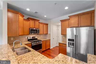 23209 Observation Drive #3279, Clarksburg, MD 20871 - Photo 15