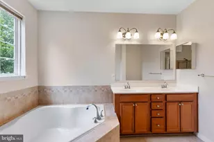 23209 Observation Dr, Clarksburg, MD 20871 - Photo 25