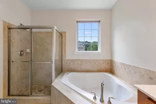 23209 Observation Dr, Clarksburg, MD 20871 - Photo 25