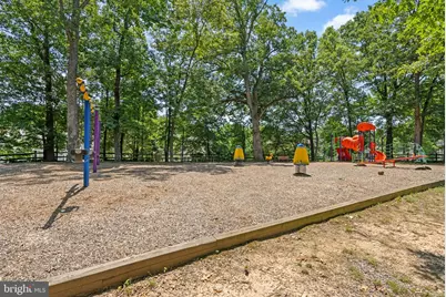 19242 Wheatfield Terrace, Gaithersburg, MD 20879 - Photo 43