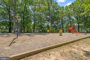 19242 Wheatfield Terrace, Gaithersburg, MD 20879 - Photo 43