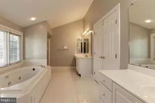 14213 Floral Park Dr, North Potomac, MD 20878 - Photo 25