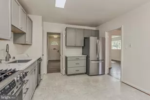 9902 Belhaven Rd, Bethesda, MD 20817 - Photo 11