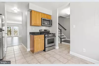 3842 Chesterwood Drive #3842, Silver Spring, MD 20906 - Photo 3