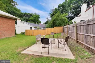 9210 Worth Ave, Silver Spring, MD 20901 - Photo 37