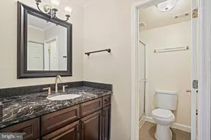 102 Duvall Ln, Gaithersburg, MD 20877 - Photo 11
