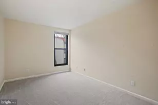 102 Duvall Ln, Gaithersburg, MD 20877 - Photo 9