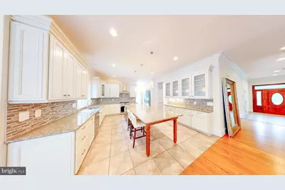 6403 Earlham Drive, Bethesda, MD 20817 - Photo 7