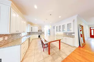 6403 Earlham Dr, Bethesda, MD 20817 - Photo 7