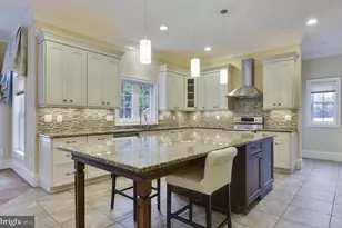 6403 Earlham Dr, Bethesda, MD 20817 - Photo 5