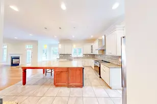 6403 Earlham Dr, Bethesda, MD 20817 - Photo 5