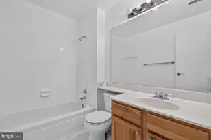 18516 Boysenberry Dr, Gaithersburg, MD 20879 - Photo 15