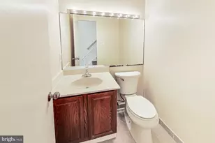 16 Dudley Ct, Bethesda, MD 20814 - Photo 15