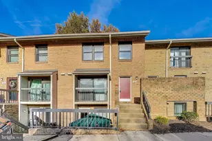 16 Dudley Ct, Bethesda, MD 20814 - Photo 1