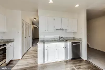 16 Dudley Court #7, Bethesda, MD 20814 - Photo 3