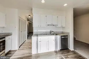 16 Dudley Ct, Bethesda, MD 20814 - Photo 3