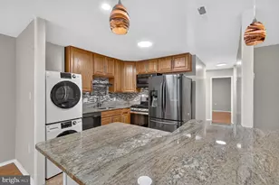9908 Walker House Rd, Gaithersburg, MD 20886 - Photo 5