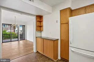 10719 Gloxinia Dr, Rockville, MD 20852 - Photo 9