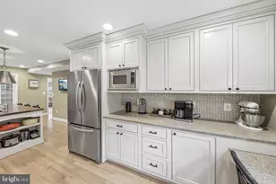 6200 Cromwell Dr, Bethesda, MD 20816 - Photo 11