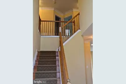 21323 Village Green Circle, Germantown, MD 20876 - Photo 7