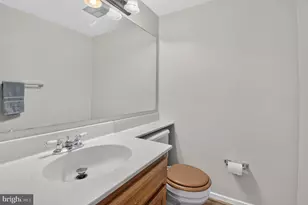 18722 Pier Point Pl, Gaithersburg, MD 20886 - Photo 11