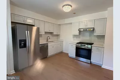 10113 Galsworthy Place, Bethesda, MD 20817 - Photo 7