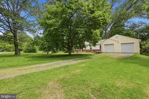 9631 Hawick Ln, Kensington, MD 20895 - Photo 3