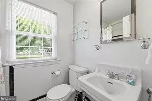 9631 Hawick Ln, Kensington, MD 20895 - Photo 31
