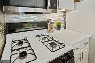 11801 Rockville Pike, Rockville, MD 20852 - Photo 9